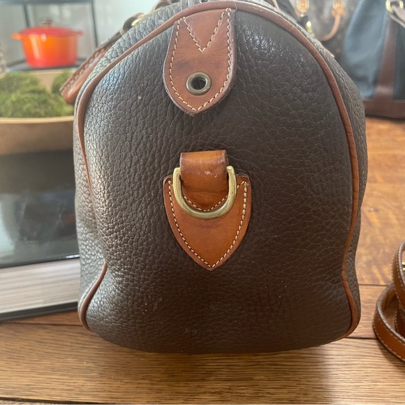 Vintage Dooney and Bourke large satchel bag with Shoulder Strap - Picture 6 of 15